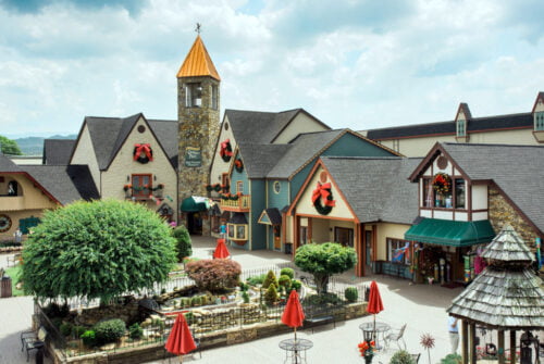 Pigeon Forge Tennessee Holiday Guide